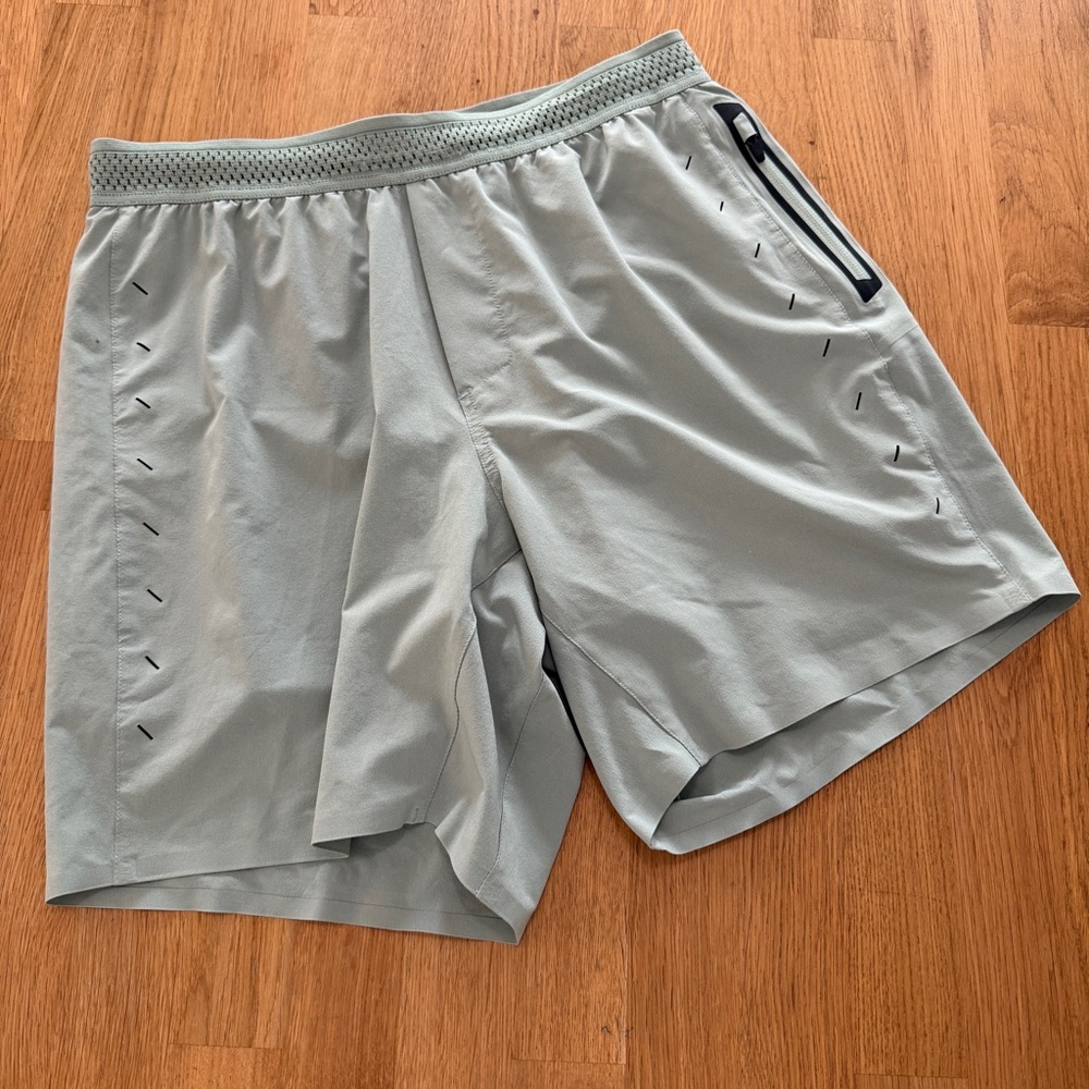 Ten Thousand MEDIUM The Session Sage Green Athletic Shorts Lined 7in Inseam